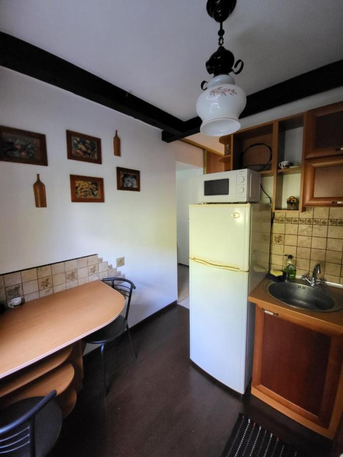 Новая Квартира Oujhorod Extérieur photo