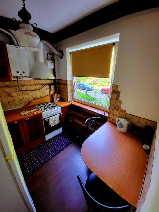 Новая Квартира Oujhorod Extérieur photo