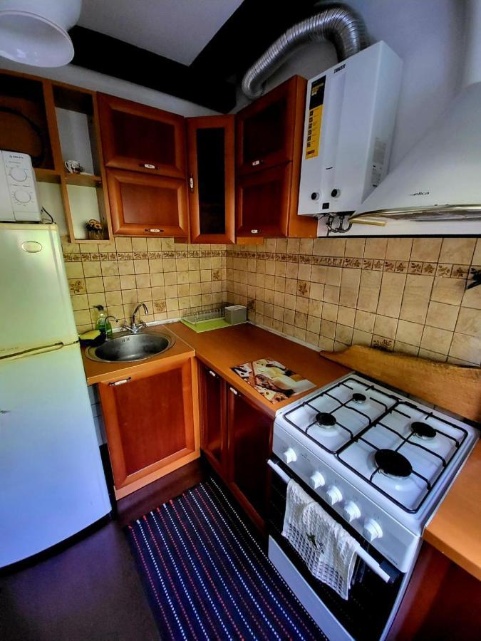 Новая Квартира Oujhorod Extérieur photo